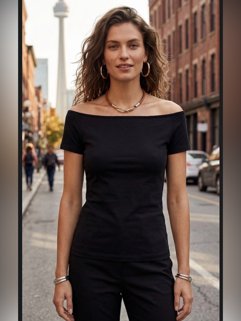 Helmut Lang Women's Open
Boat Neck Top black edgy minimalist size M/L Streetwear